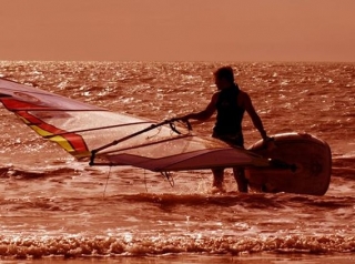 Windsurf 